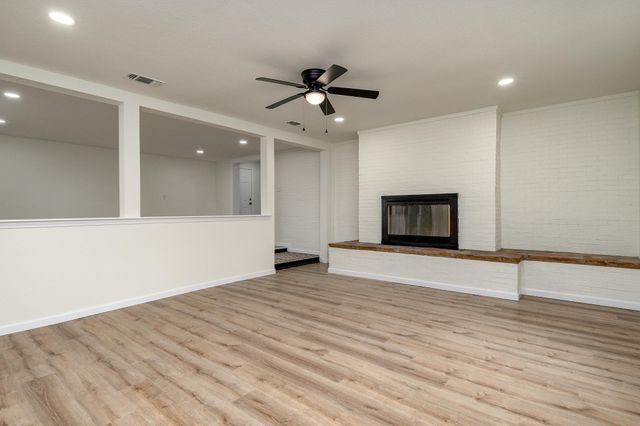 501 Scott Street, Tye, TX 79563