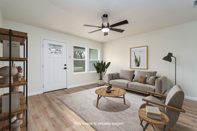 501 Scott Street, Tye, TX 79563