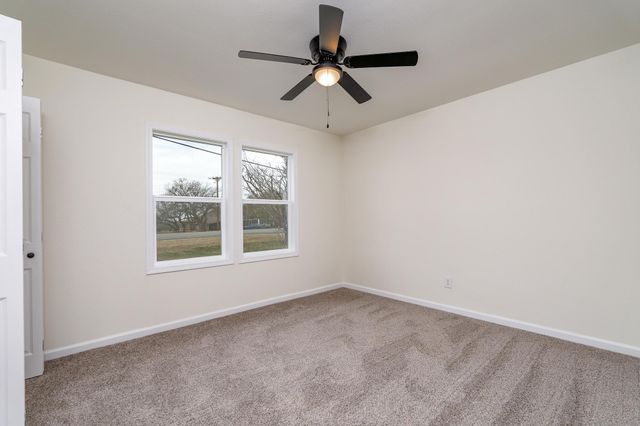 501 Scott Street, Tye, TX 79563