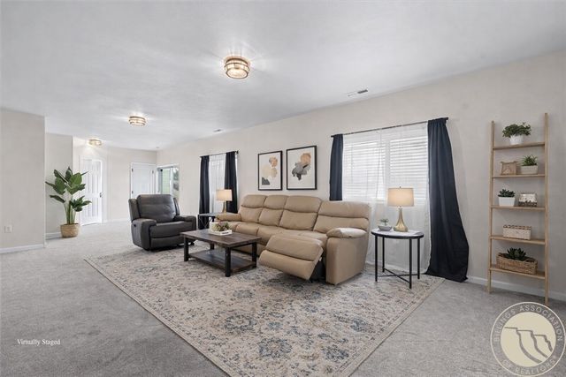 1836 Wicks Ln, Billings, MT 59105