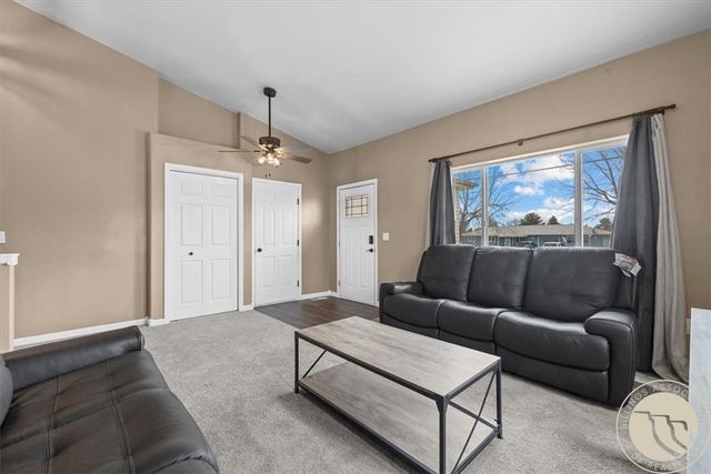1836 Wicks Ln, Billings, MT 59105