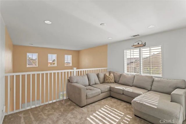 294 Kieswetter, Colton, CA 92324