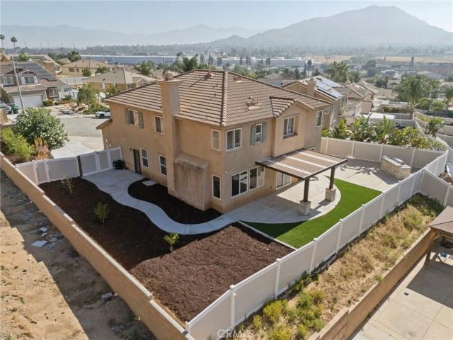 294 Kieswetter, Colton, CA 92324