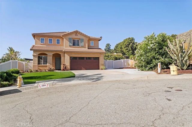 294 Kieswetter, Colton, CA 92324