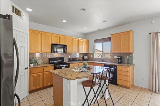 294 Kieswetter, Colton, CA 92324