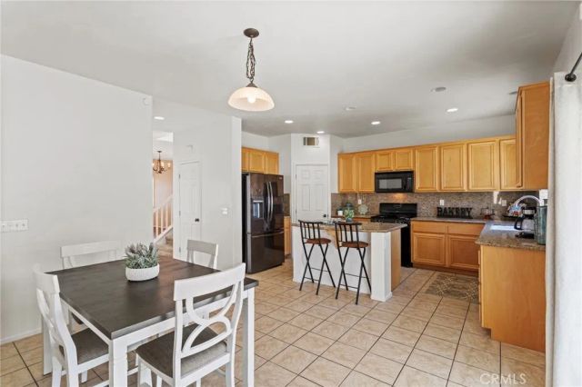 294 Kieswetter, Colton, CA 92324