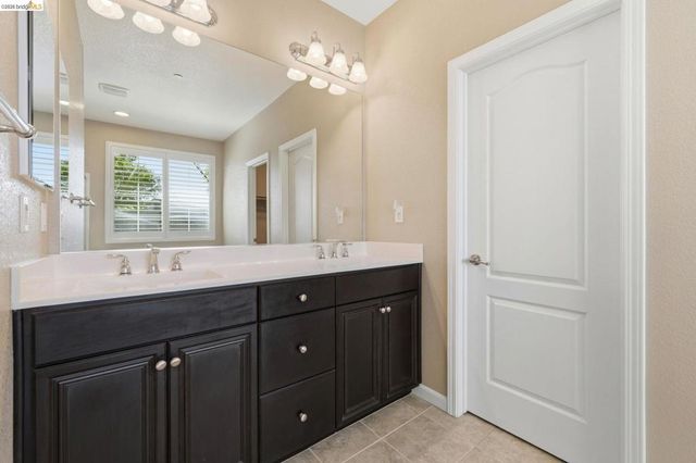 705 Pardee Ct, Discovery Bay, CA 94505