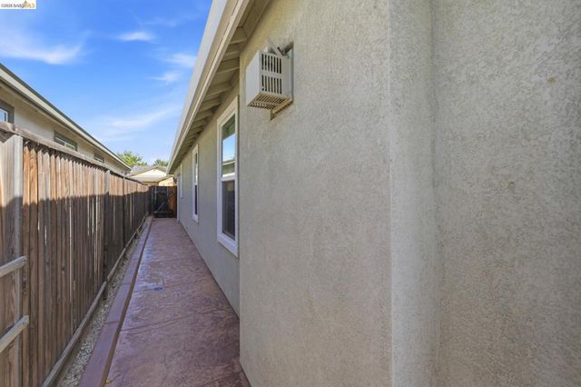 705 Pardee Ct, Discovery Bay, CA 94505