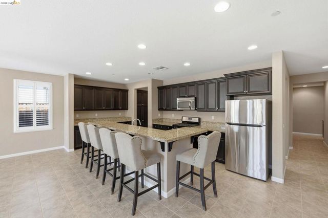 705 Pardee Ct, Discovery Bay, CA 94505