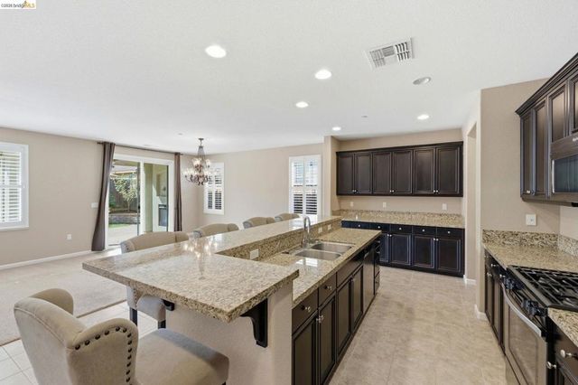 705 Pardee Ct, Discovery Bay, CA 94505