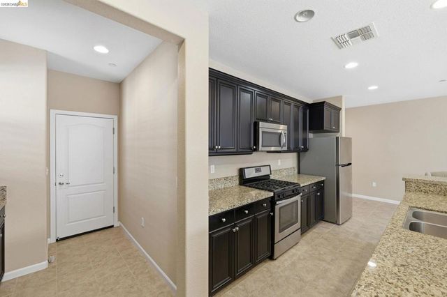705 Pardee Ct, Discovery Bay, CA 94505