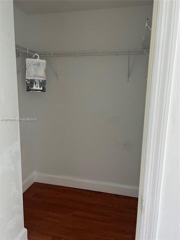 14951 Royal Oaks Ln 1901, North Miami, FL 33181