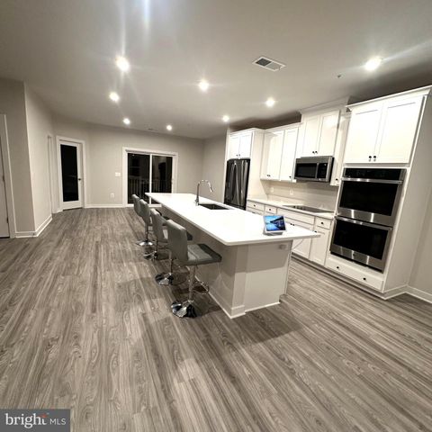 14130 GYPSUM LOOP, Chantilly, VA 20151