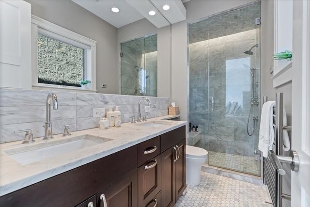 863 W Wrightwood Avenue 3, Chicago, IL 60614