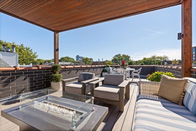 863 W Wrightwood Avenue 3, Chicago, IL 60614