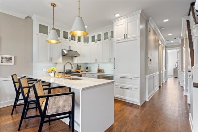 863 W Wrightwood Avenue 3, Chicago, IL 60614