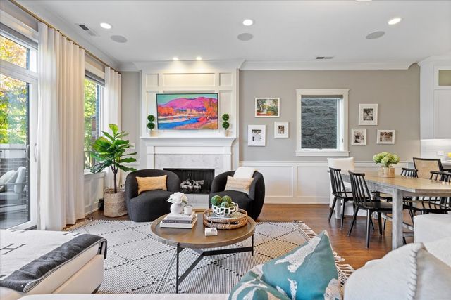 863 W Wrightwood Avenue 3, Chicago, IL 60614