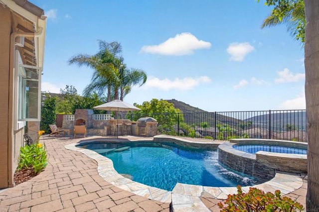 13636 Calvados Pl, San Diego, CA 92128