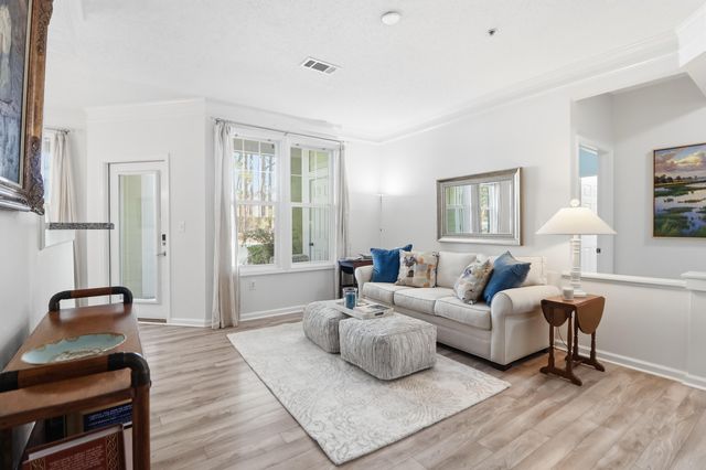 2315 Chatelain Way, Mount Pleasant, SC 29464