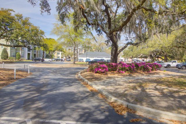 2315 Chatelain Way, Mount Pleasant, SC 29464