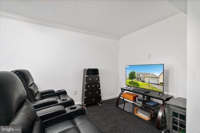 367 WEBBER SPRINGS DR, Inwood, WV 25428