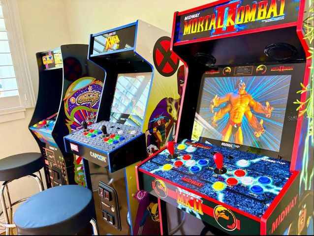 7701 40TH TERRACE N, St Petersburg, FL 33709