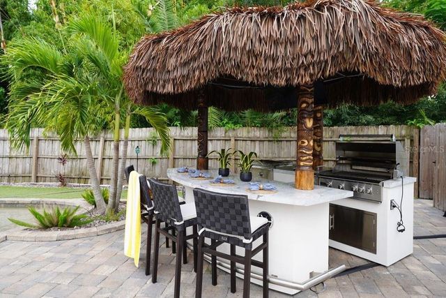 7701 40TH TERRACE N, St Petersburg, FL 33709