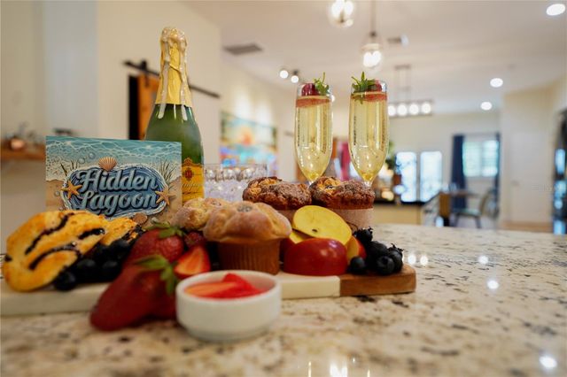 7701 40TH TERRACE N, St Petersburg, FL 33709