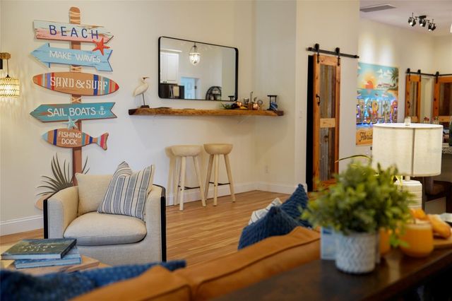 7701 40TH TERRACE N, St Petersburg, FL 33709