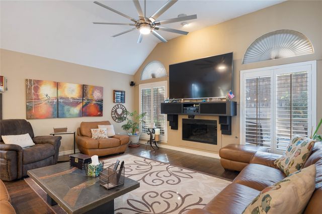 2013 Skelton Street, Flower Mound, TX 75022