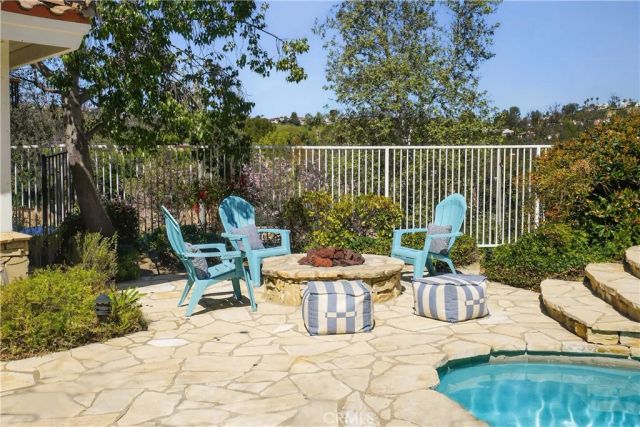 24751 Calle Largo, Calabasas, CA 91302