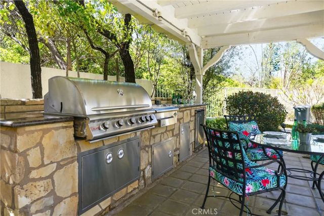 24751 Calle Largo, Calabasas, CA 91302