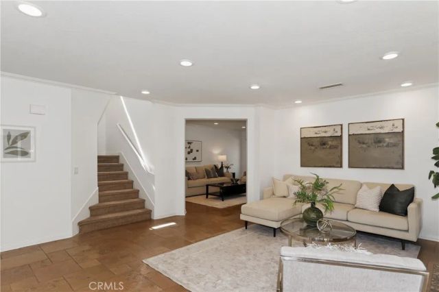 24751 Calle Largo, Calabasas, CA 91302