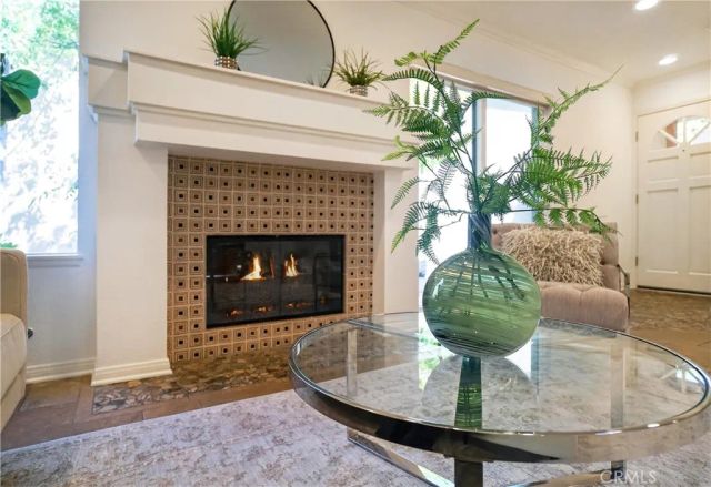 24751 Calle Largo, Calabasas, CA 91302