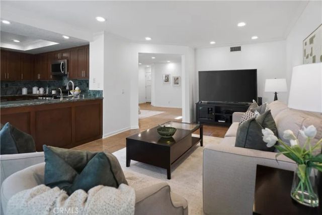 24751 Calle Largo, Calabasas, CA 91302