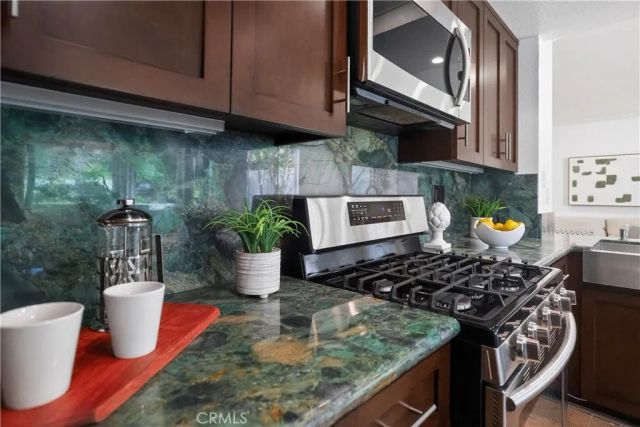 24751 Calle Largo, Calabasas, CA 91302