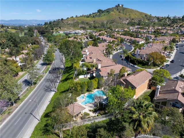 24751 Calle Largo, Calabasas, CA 91302