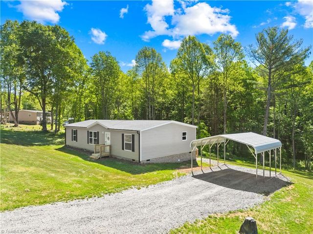 251 Center Lane, Thurmond, NC 28683
