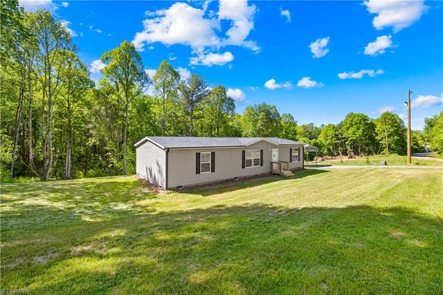 251 Center Lane, Thurmond, NC 28683