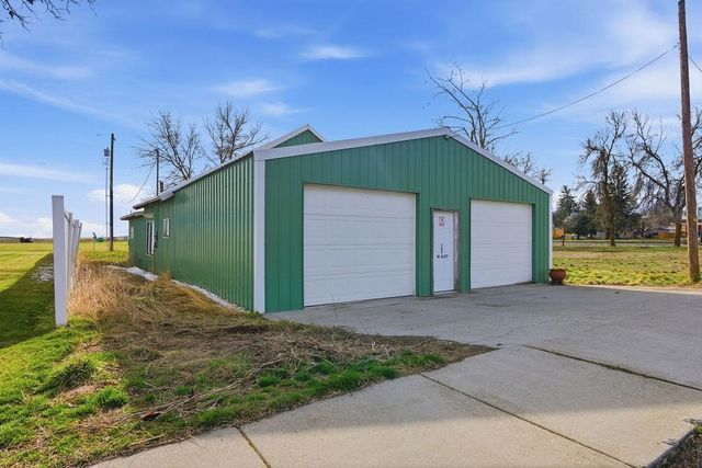 160 SW Creston Ave, Creston, WA 99117