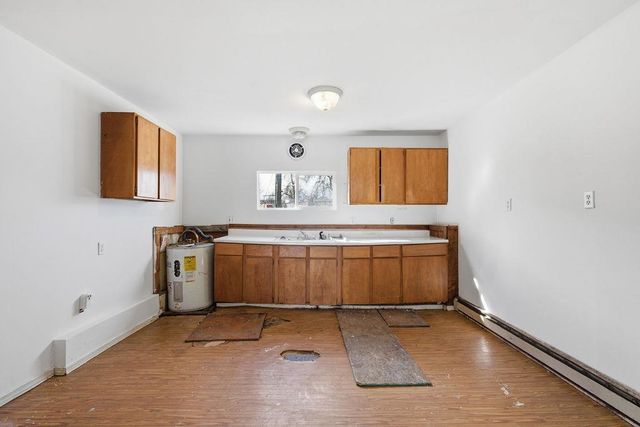 160 SW Creston Ave, Creston, WA 99117