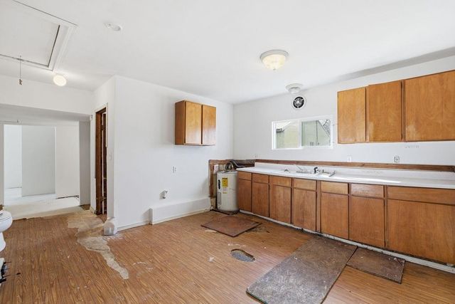 160 SW Creston Ave, Creston, WA 99117