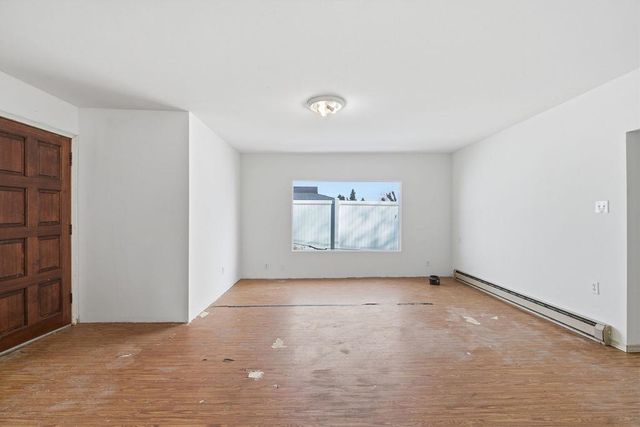 160 SW Creston Ave, Creston, WA 99117