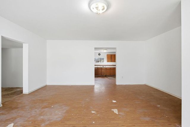 160 SW Creston Ave, Creston, WA 99117