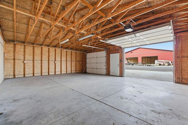 160 SW Creston Ave, Creston, WA 99117