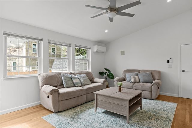 12 Granada Terrace, Middletown, RI 02842