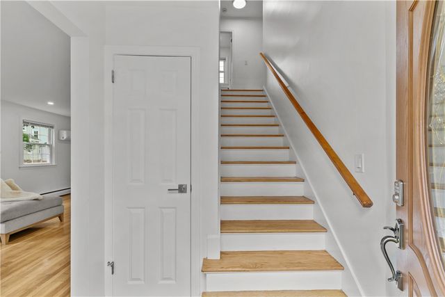 12 Granada Terrace, Middletown, RI 02842