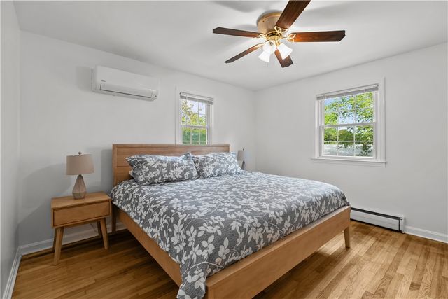 12 Granada Terrace, Middletown, RI 02842