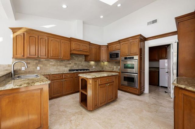 76101 Zuni Road, Indian Wells, CA 92210