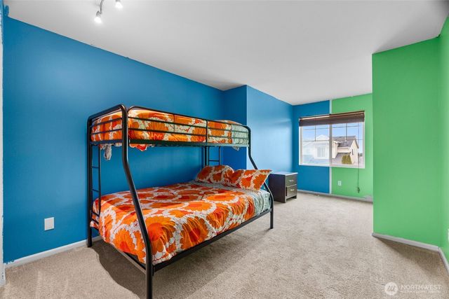 2203 164th Avenue E, Lake Tapps, WA 98391